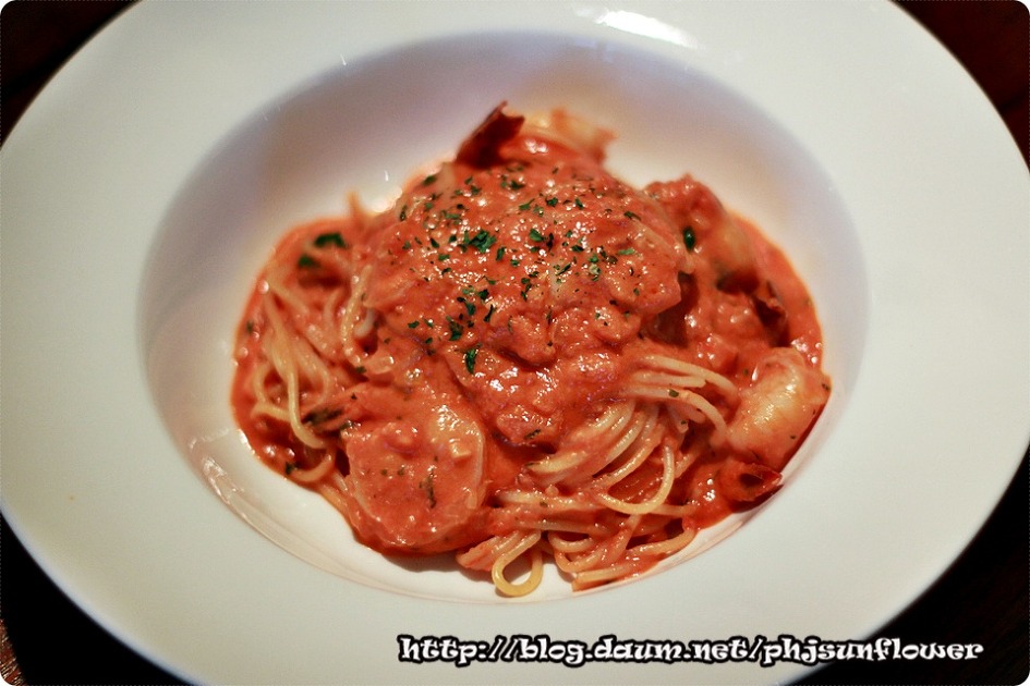 [종로맛집] 종로에 이렇게 분위기 좋고 맛좋은곳이 있다니.- 종로 디스트릭