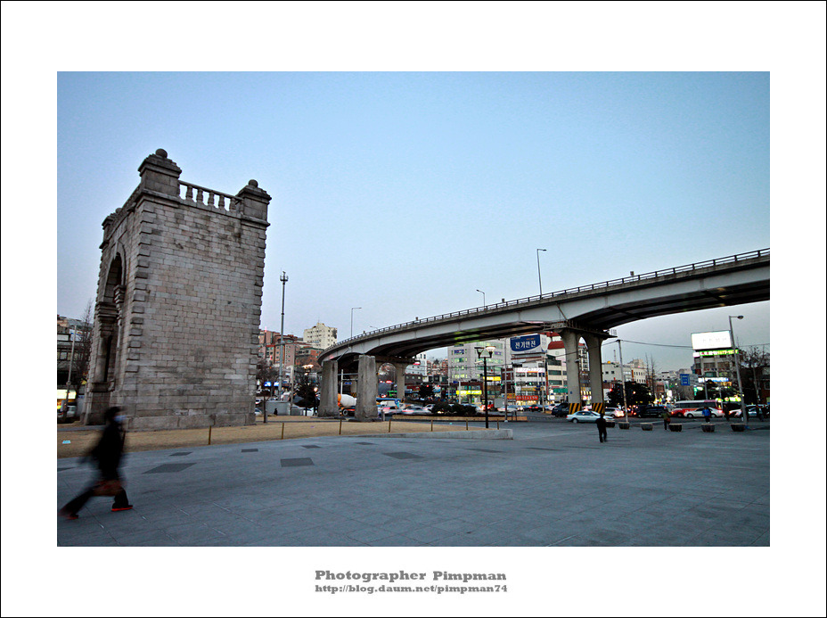 2011-02-25(서대문 독립공원) 독립문 옆에서 타임랩스 동영상