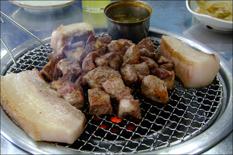 돈돼지 이미지