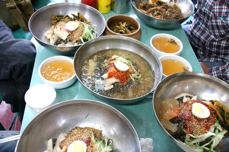 세숫대야냉면 이미지