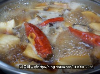 시골서 혼자지내실 친정엄마께! 9가지 사랑의반찬세트>_