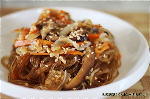 전자렌지로 쉽게 만드는 반찬모음(잡채,진미채,깻잎,오징어,버섯