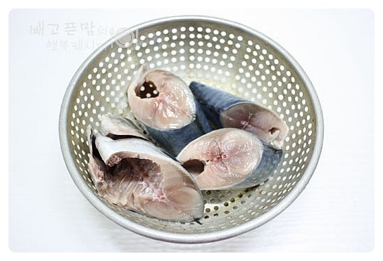 반찬,국하기 싫은 날에...고등어 묵은지찜.