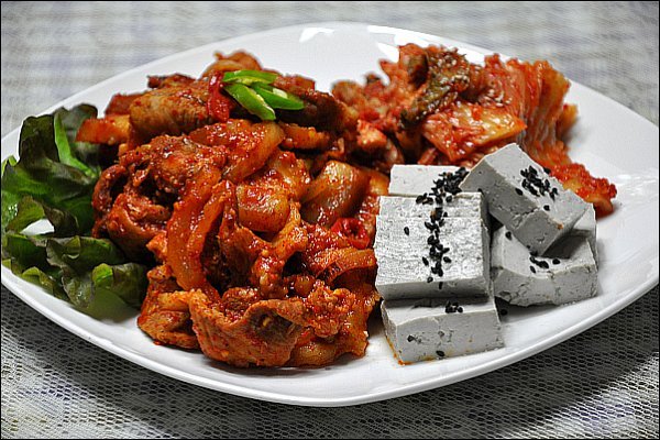 돼지고기두루치기 이미지