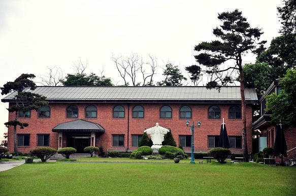 공세리성지성당