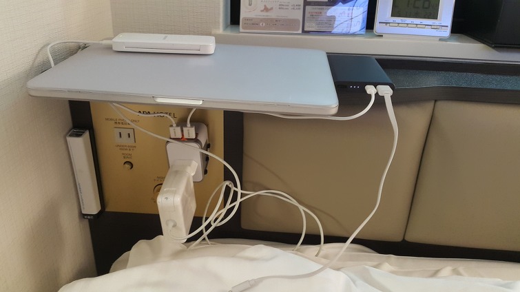 21691E47591880F402DF6C