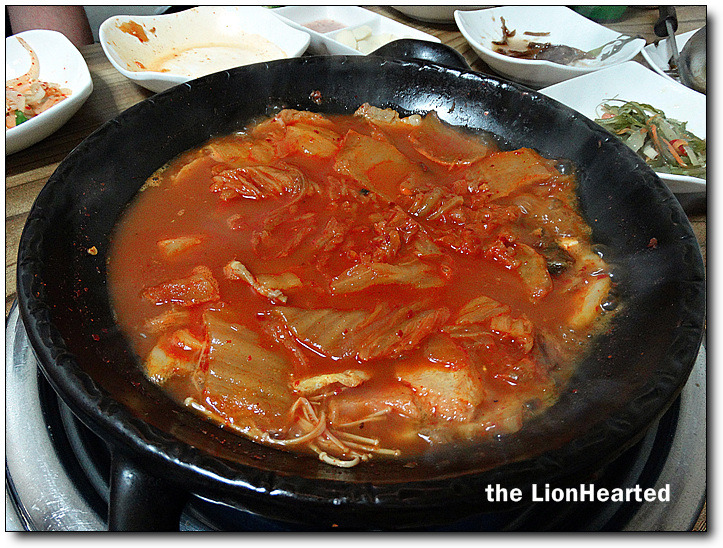 돼지의유혹 이미지