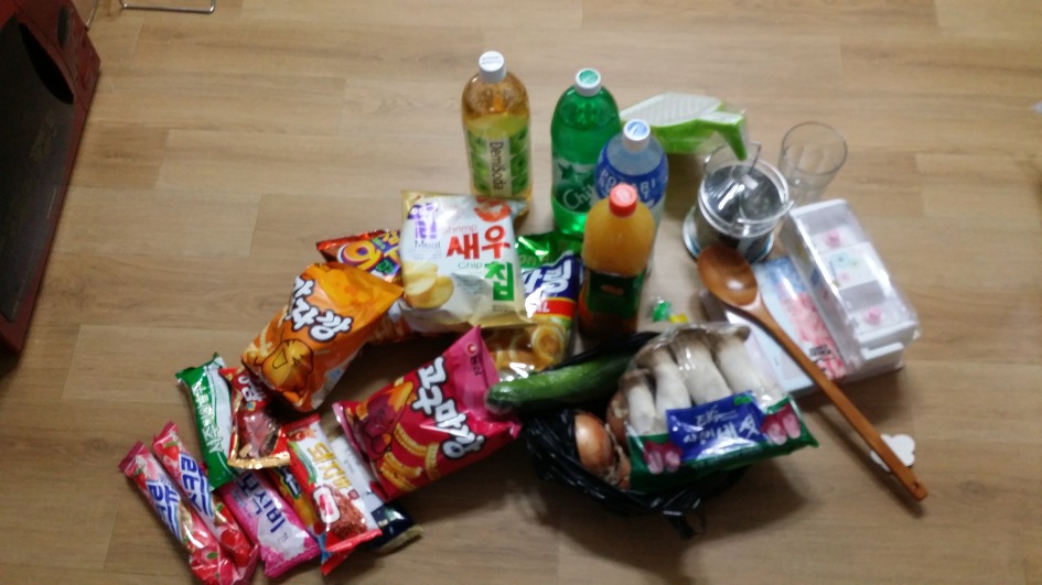 달콤한 군것질거리들 좋아하시나요?