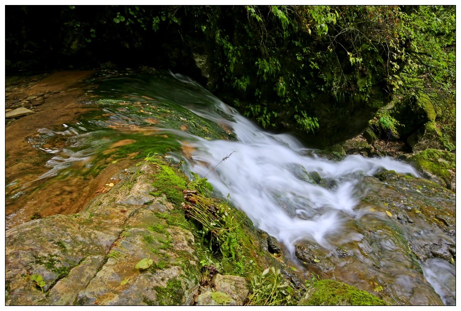 한번은 꼭 가볼만 한 곳 그러나 다시 가고 싶지 않은 무건리 이끼폭포