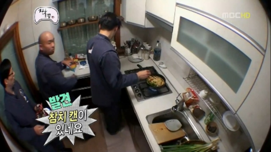 [무한도전] 우정촌에서 라면을 먹는 3남자 jpg | 인스티즈