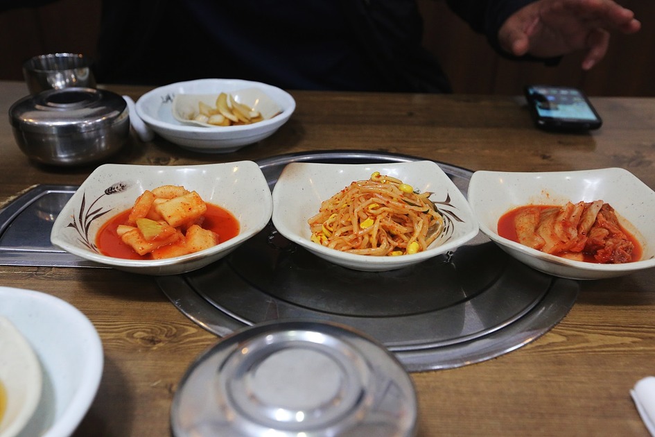 속 푼다는 개념 보다는 영양 보충이라는 개념의 뼈 해장국 / 대전 쌍용동 해장국 / 그래두 해장국