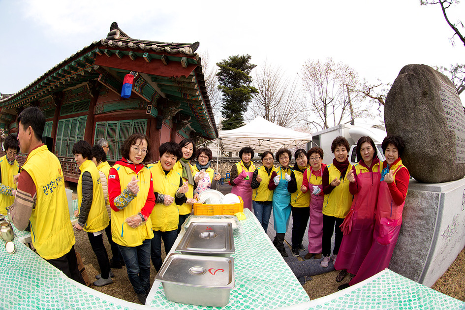 [제1회 경주 문화 예술인 한마음 큰잔치] 경주 예술인 문화인이 함께하는 잔치 마당에 디사협 경주지회가 함께하다 / 토함